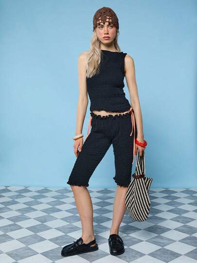 COUREZ 低腰褶皱荷叶边七分裤 /Y2K 夏季女装可爱性感黑色沙滩裤 女士度假泳装 夏季度假女式沙滩装