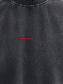 SUMWON Camiseta de tirantes sin mangas de corte ajustado lavada para hombre con estampado de texto rojo en la espalda, estilo vintage, casual de verano - Negro - Ver 6