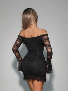 SHEIN ICON 女士度假黑色派对夜店外出科切拉性感撞色蕾丝露肩紧身迷你连衣裙，夏季时尚，春夏皆宜 - 黑色 - 查看 2