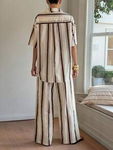 DAZY 女士条纹落肩短袖纽扣休闲衬衫长裤两件套家居服套装，夏季女士休闲套装 - 杏色 - 查看 2
