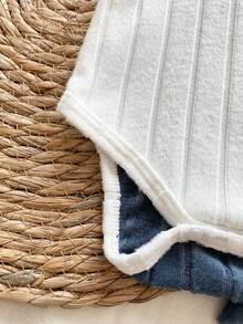 Vintaside Kids 两件套新生男宝宝套装，柔软舒适的连体衣和短裤套装，乡村风格撞色设计，春夏时尚休闲装 - 藏蓝色 - 查看 5