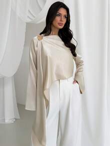 Firerie 女士优雅、精致、浪漫、端庄、简约通勤、情人节、约会、派对、婚礼宾客、度假缎面衬衫，饰有金属装饰，开衩下摆，薰衣草紫、香槟色、杏色可选，长袖。 - 杏色 - 查看 6