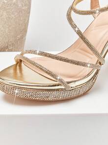 SHUZIA #LuxeGlam 女士水晶装饰多带金属金色厚底粗跟鞋 – 极致闪耀，奢华百搭，完美出席各种场合 - 金色 - 查看 5