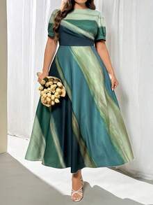 SHEIN CURVE+ Vestido largo elegante con estampado de llamas en verde, con mangas abullonadas, adecuado para ceremonias de graduación, ferias del Renacimiento, vestido fluido, primavera/verano - Verde - Ver 5