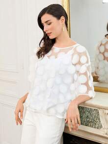 LOTSLUV Top Feminina Branca de Manga Curta Solta com Textura de Bolinhas 3D, Gola Redonda, Primavera/Verão - Branco - Visão 4