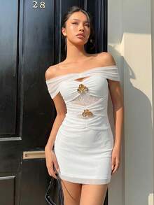 Aloruh Đầm dạ hội trắng trễ vai lãng mạn nhiều lớp với khóa kim loại rỗng trang trí ruy băng dành cho nữ - trắng - Xem 12