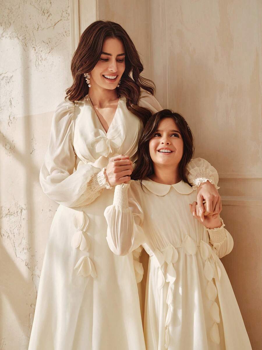 Đầm dài dáng chữ A họa tiết hoa, cổ Peter Pan, tay cánh hoa, trang trí eo, hàng mới về mùa Xuân/Hè của Anewsta Girls. - Màu be - Xem 1