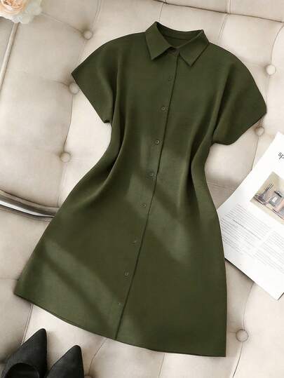 Franclia Vestido mini de mujer talla grande con cuello de camisa, botones delanteros, hombros caídos y mangas cortas. Elegante, romántico francés, dulce, retro, versátil, de estilo vintage para uso diario, negocios, playa y casual. Nuevo para primavera/verano.