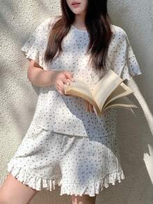 Dazy Plus 2pcs Ditsy Floral Elegant Ruffle Trim Shorts Pajama Set, Plus Size Women Spring/Summer Sleepwear - White - View 1