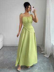 Elenzga Đầm nữ thanh lịch dây mảnh, chân váy chữ A xếp ly eo, kiểu dáng thường ngày, thời trang, thanh lịch và tinh tế. Phù hợp cho nhiều dịp, từ trang phục công sở trang trọng và đi làm hàng ngày, đến những bộ trang phục gợi cảm, phong cách Pháp lãng mạn, những buổi đi chơi thường ngày, kỳ nghỉ, sự kiện theo chủ đề retro Trung Đông, những buổi trà chiều ấm cúng, những bữa tiệc quyến rũ, cũng như năm mới, Lễ Tạ ơn và Giáng sinh, Ngày lễ tình nhân và các lễ kỷ niệm khác. - màu xanh lá - Xem 6