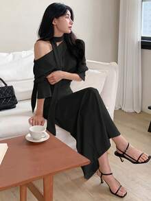 DAZY Women's Asymmetrical Shoulder Bodycon Mid-Length Dress - Black - View 2