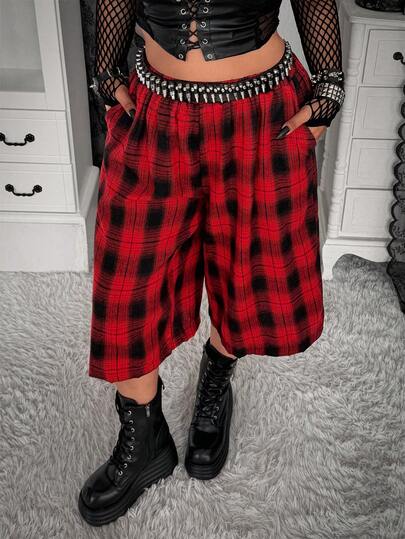 Whyspr Plus Size Women Casual Plaid Pocket Street Style Knee Length Shorts