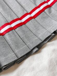 SHEIN Vintaside Kids Tween Girl Summer Grey Polo Collar Sleeveless Dress With Pleated Hem. Fashionable And Versatile, With A Classic Academic Style. - Grey - View 8