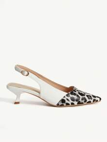 CUCCOO CHICEST Women Pumps - White - View 3