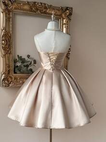 Lovelzi 优雅蓝色无肩带心形领口褶皱前襟奢华3D水钻装饰A字裙摆荷叶边下摆可调节系带晚礼服 - 杏色 - 查看 3