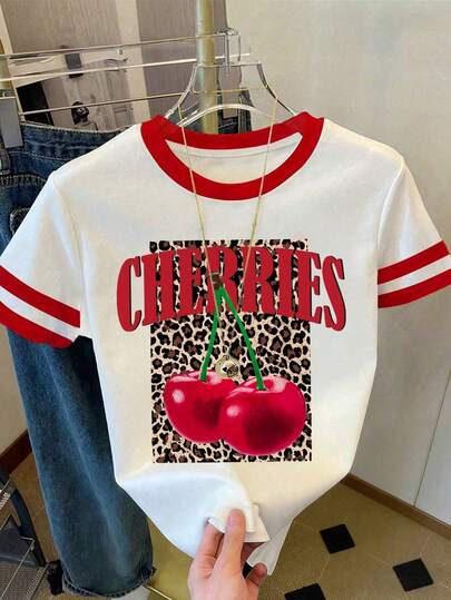 EMERY ROSE Women's Cherry Print T-Shirt, Loose-Fitting Round Neck Short-Sleeved T-Shirt, Suitable For Spring And Summer Wear.