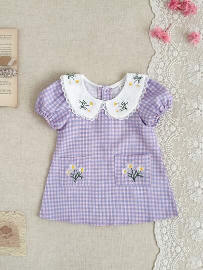 SHEIN Baby Girls' Pastoral Style Cute Peter Pan Collar Lace Trim Daisy Embroidery Petal Sleeve A-Line Dress With Pockets, Colorblock Plaid Texture Fabric, Suitable For Park, Party And Gathering