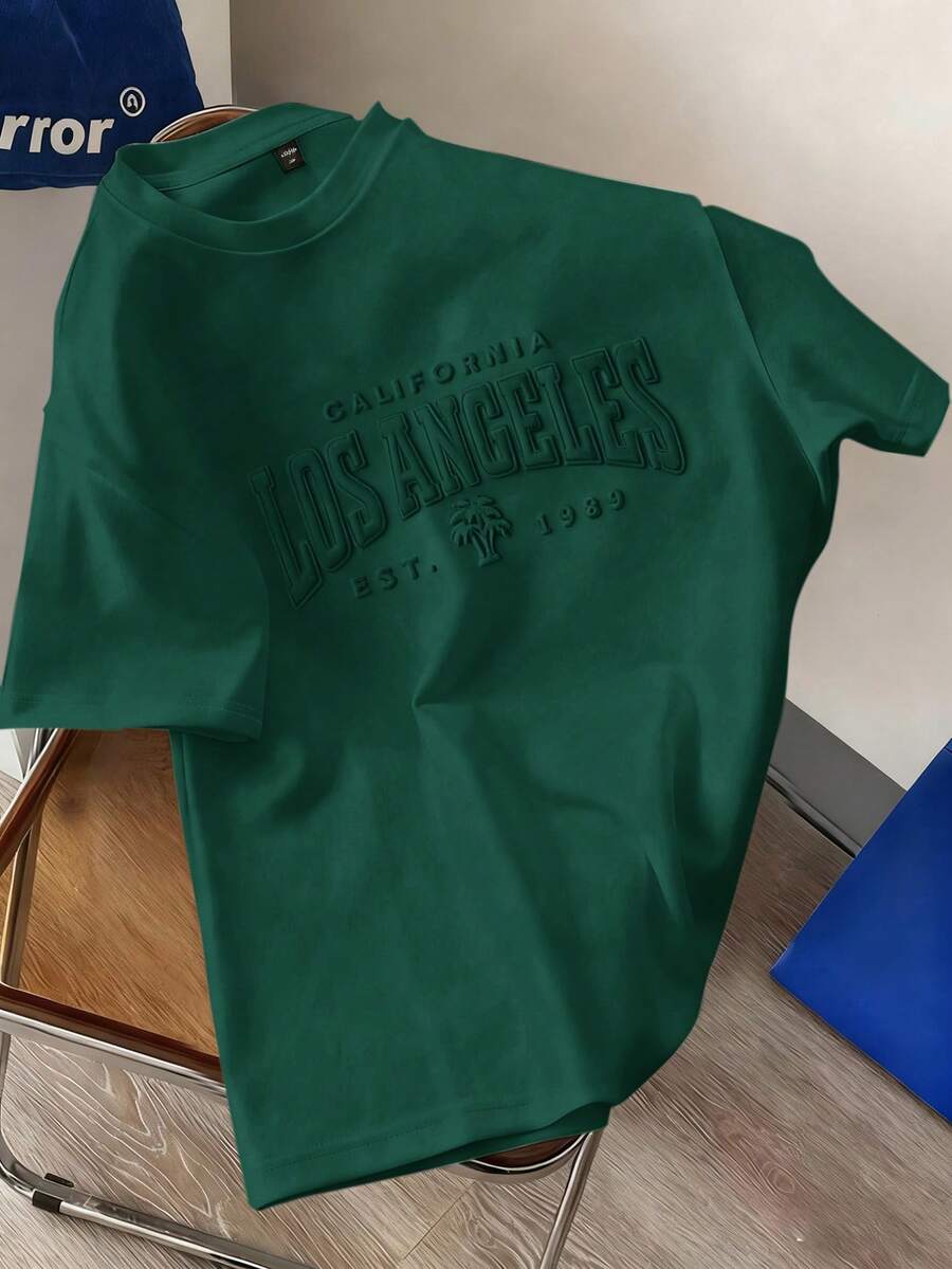 Manfinity Joysei Camiseta de manga corta con estampado de letras en relieve color verde oliva para hombres - Verde Oscuro - Ver 1