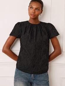 Lilora 女士夏季纯色优雅提花圆领短袖衬衫,高端时尚,百搭优雅,适合通勤、日常休闲外出、派对、约会、聚会、休闲活动、野餐、假期、夏季和假日旅行。黑色蕾丝衬衫,黑色工作上衣,蕾丝衬衫,黑色短袖上衣,黑色薄纱上衣,女士工作上衣,女士上衣和衬衫,蕾丝T恤,女士上衣,女士蕾丝衬衫,黑色蕾丝上衣,女士蕾丝衬衫 - 黑色 - 查看 8