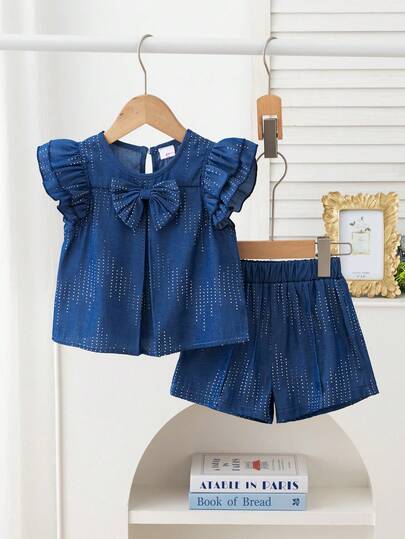 SHEIN Young Girl Bow Decor Ruffle Sleeve Top And Shorts Casual Set
