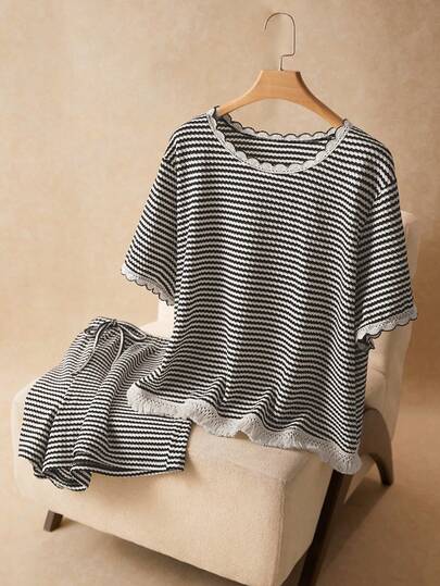 Elaquor 大码女式夏季休闲条纹短袖上衣和短裤两件套