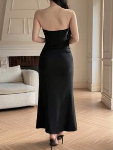Feyla Women's Elegant Solid Color Plunging Neck Backless Dress, Summer - Black - View 4