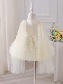 SHEIN Glamorique Kids 女嬰公主禮服，奶油白色夏季優雅婚禮花童禮服，3D花卉網紗薄紗正式禮服，附網紗披肩，生日派對洗禮儀式適用 - 杏色 - 查看 2
