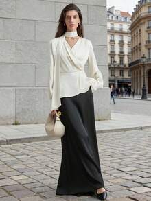 Ontre 2026新款春夏女式梭织面料白色修身长袖V领纽扣衬衫，适合办公室/休闲商务场合，也适合独立日、都市时尚、简约通勤穿着。 - 白色 - 查看 2