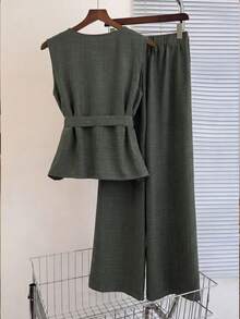 Franclia Damen Große Größen Set aus Crinkle-Stoff V-Ausschnitt Plissee Schulter Loose Taille Gürtel Schleife Ärmellos Grünes Hemd + Gummizug Taille Seitentaschen Gerade Bein Hose, elegant vintage französisch romantisch minimalistisch formell Büro Pendeln Business-Casual Strand Urlaub Straßen-Stil Nachmittags-Tee Boho Mittlerer Osten Frühling Sommer Neu - Armeegrün - Übersicht 2