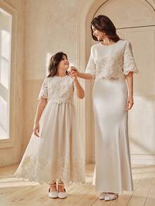 Anewsta Spring/Summer New Elegant Vintage Round Neck Short Sleeve Embroidered Hollow Out Waist Flared Hem Long Girls Dress - Apricot - View 2