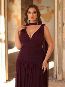 Aureia Saia Evasê A-Line Super Ampla com Decote V em Tule Brilhante Bordô, com Alça Destacável, Elegante em Plus Size, Adequada para Encontros, Festas de Solteiros, Casamentos, Eventos, Vestidos de Dama de Honra - Vermelho - Visão 6