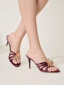 CUCCOO CHICEST 酒红色细高跟凉鞋，饰有金色金属质感3D立体花卉图案，性感露趾 - 酒紅色 - 查看 5