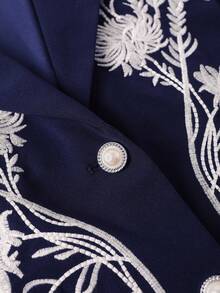 Seusyu Plus Size Women Floral Embroidery Bell Sleeve Jacket And Wide Leg Pants Elegant Suit Set - Navy Blue - View 5