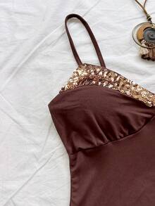 Soleia 女士时尚亮片装饰吊带背心和刺绣迷你裙两件套，夏季 - 棕色 - 查看 3