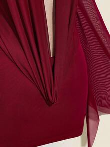 SHEIN ICON Đầm ngắn gợi cảm, rộng thùng thình, cổ khoét sâu, phối lưới, hở lưng. - Màu Đỏ Sâu - Xem 7