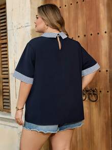 SHEIN CURVE+ Curve 尺码 US22 音乐节、海滨度假、波西米亚风女士撞色千鸟格翻领休闲宽松衬衫 - 藏蓝色 - 查看 2