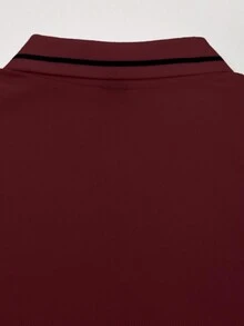 Manfinity Mode Men's Knight Print Short Sleeve Casual Commuter Polo Shirt - Burgundy - View 4