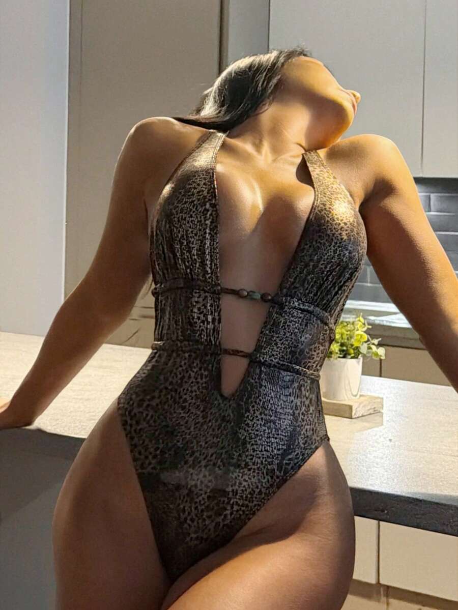Swim SXY Women's Sexy Snakeskin Deep V One-Piece Swimsuit,, Zebra Larsson Outfit - Black - View 1