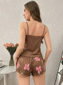 SHEIN 年轻休闲粉色蝴蝶印花荷叶边吊带背心和短裤睡衣套装 - 彩色 - 查看 2