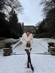 FLORETTA ÉLENA 女士优雅仿皮草领收腰时尚仿皮草外套 - 杏色 - 查看 5