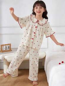 SHEIN 少女櫻桃印花短袖開襟衫與長褲2件式居家服套裝，彼得潘領荷葉邊下擺，粉色與白色，夏季，可愛，居家穿著，睡衣 - 杏色 - 查看 3