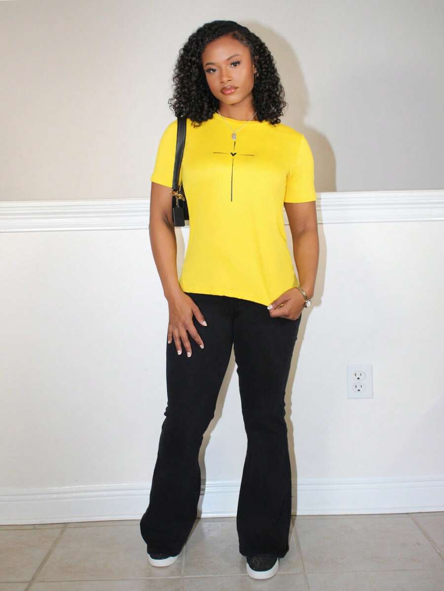 Steph T 女式修身休闲十字印花短袖 T 恤，夏季时尚上衣图案 T 恤女式上衣 - 黃色 - 查看 1