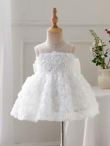 SHEIN Glamorique Kids 女婴粉色3D立体花朵连衣裙，网纱缎面花瓣袖，后背蝴蝶结串珠派对礼服，玫瑰花幼儿婚礼花童礼服，女婴生日选美礼服 - 白色 - 查看 2