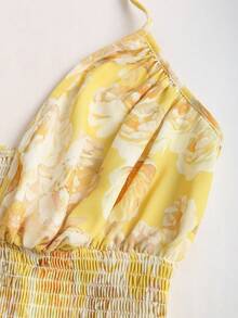 SHEIN Sweetro Vestido mini con estampado floral, cintura ceñida y espalda descubierta - Amarillo - Ver 4