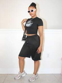 Steph T T-shirt court ajusté pour femmes, col rond, manches courtes, imprimé lèvres, style décontracté de rue, mélange de coton, convient pour l'été - Noir - Voir 6