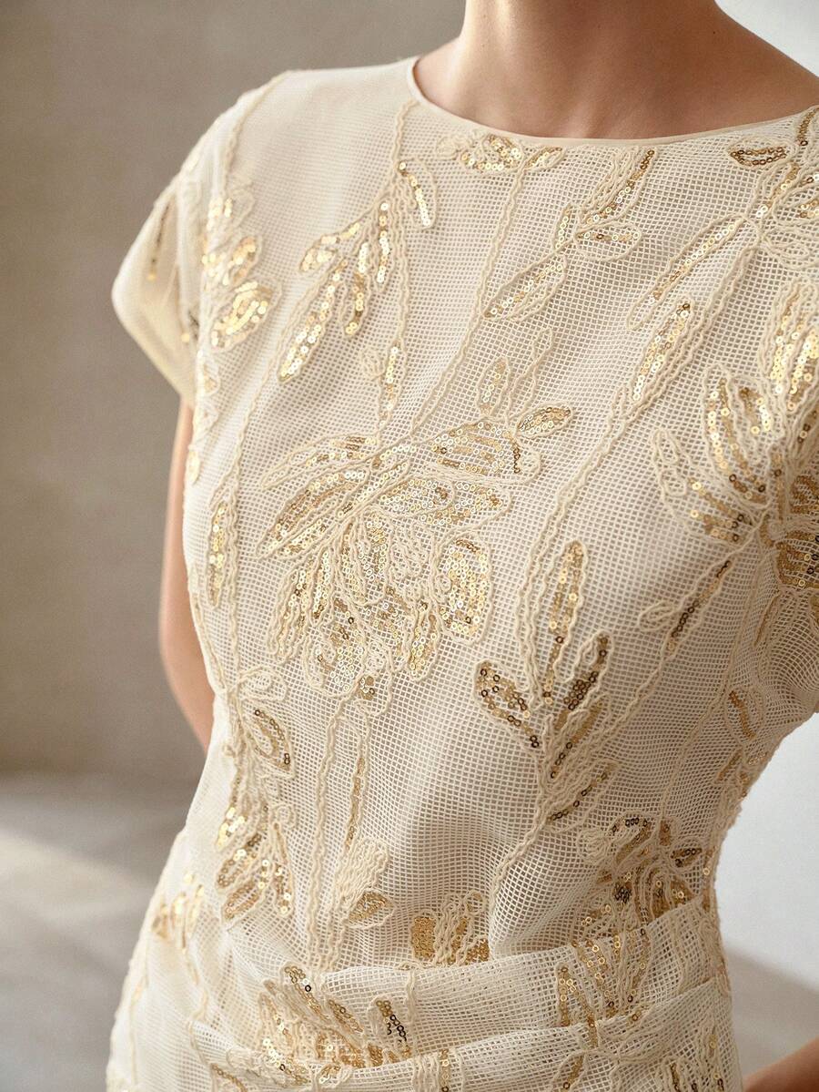 MOTF PREMIUM 夏季亮片镂空花卉刺绣女式衬衫，时尚独特设计 - 杏色 - 查看 2