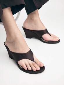 Mnmlis Women's Wedge Sandals - Brown - View 12