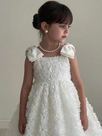 SHEIN 女童纯色梭织3D花朵蝴蝶结装饰吊带连衣裙