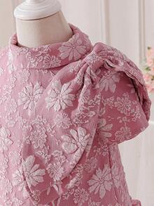 SHEIN Vestido casual de niña con cuello mao, parches de malla y lazo, con estampado floral ditsy de gasa - Rosa - Ver 9