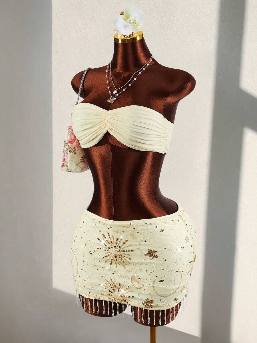 Amplova 女士度假沙滩无肩带褶皱网纱上衣和低腰亮片流苏裙两件套 - 淡黃色 - 查看 1